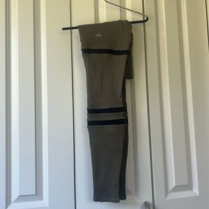 Alo Yoga Leggings